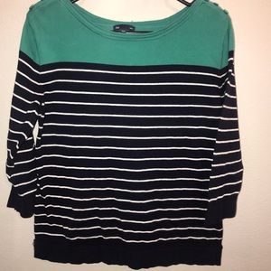 Gap Sweater Size Medium